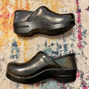 Dansko Prism Rainbow Clogs Nursing Shoes Canvas Size 39